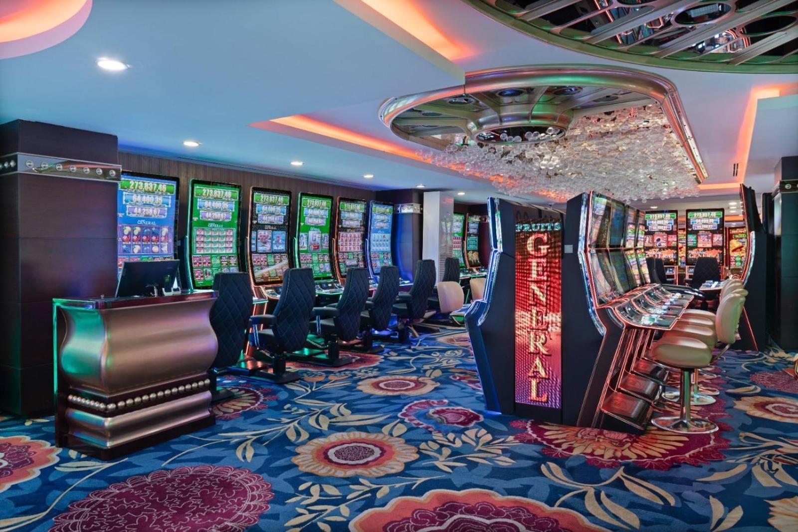 Kazaphani Cratos Premium Hotel Casino & Spa מראה חיצוני תמונה