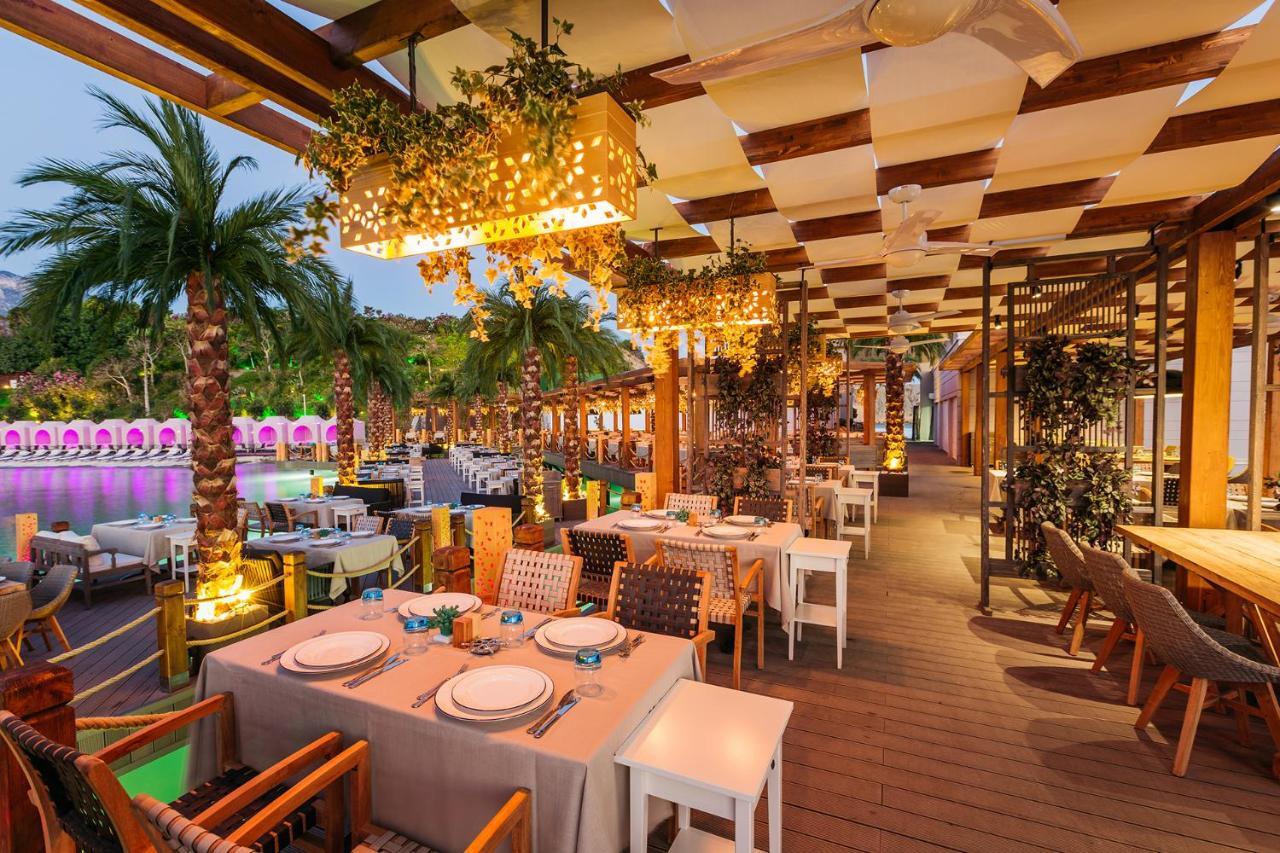 Kazaphani Cratos Premium Hotel Casino & Spa מראה חיצוני תמונה